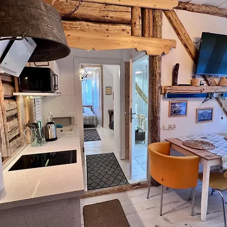 Jasna Centrum מלון דירות זקופאנה