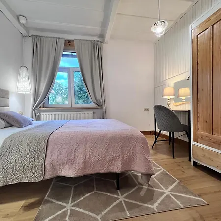 Jasna Centrum זקופאנה